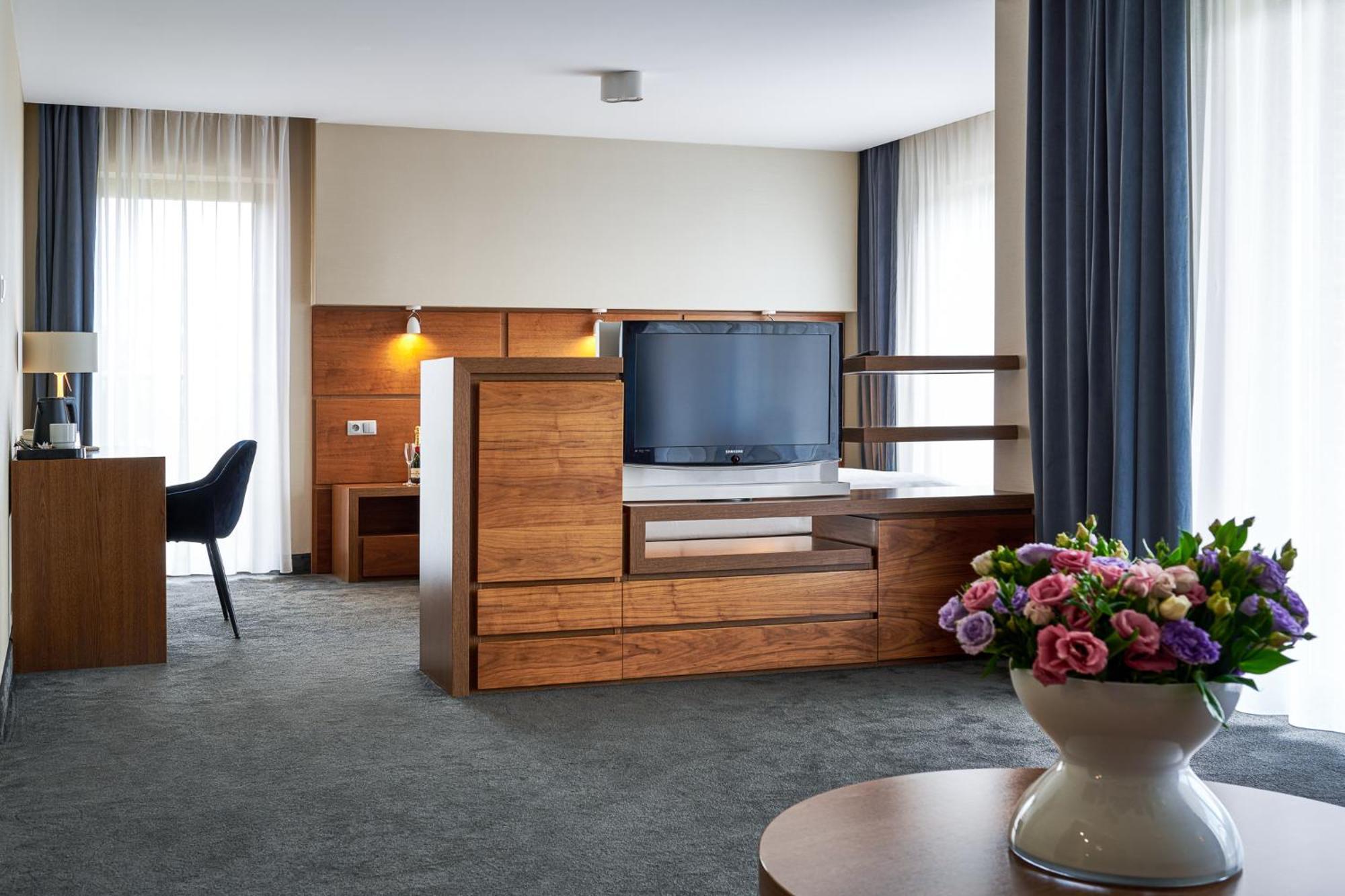 Willa Port オストルダ エクステリア 写真 A room at the hotel