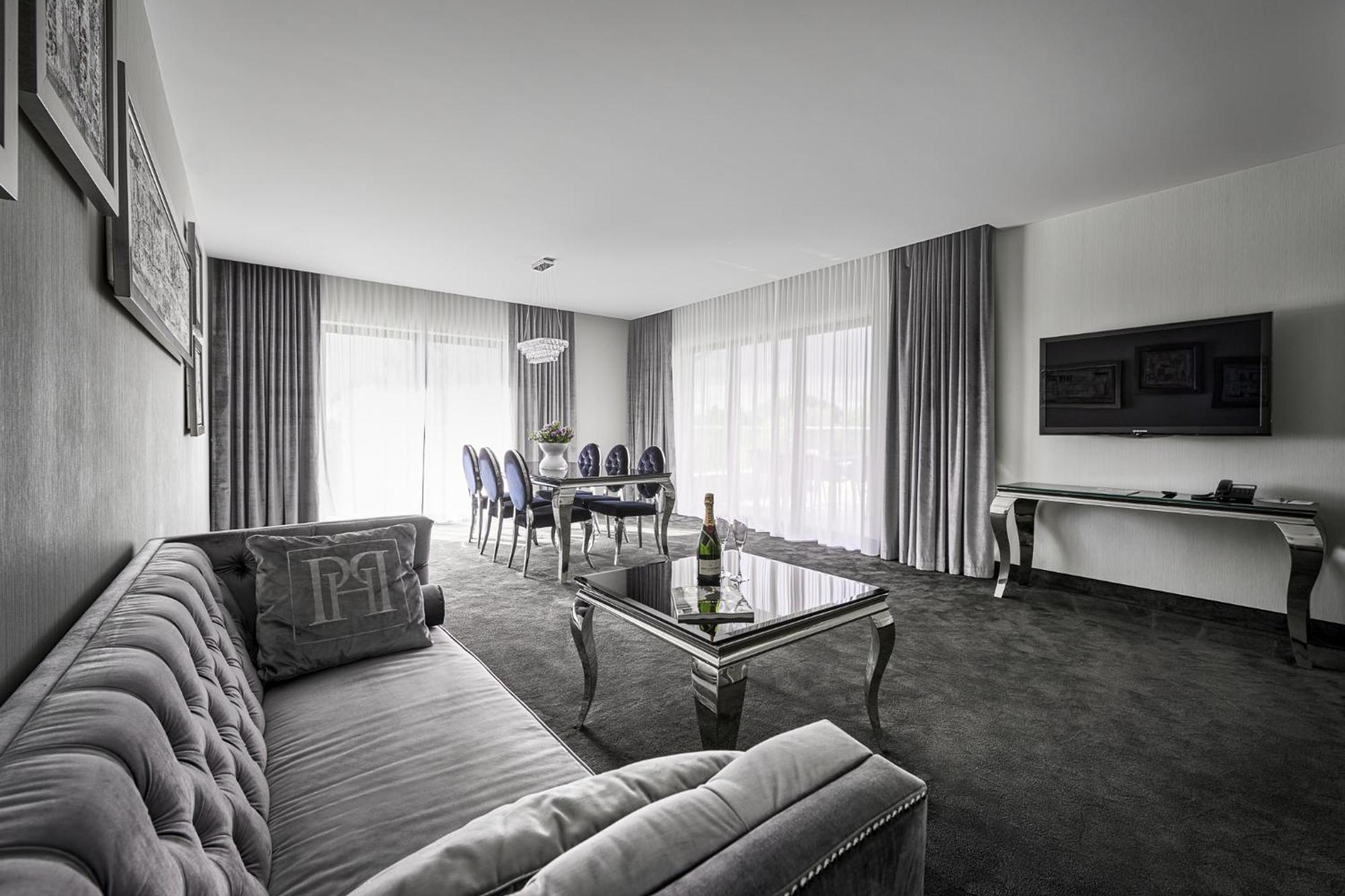 Willa Port オストルダ エクステリア 写真 Suite