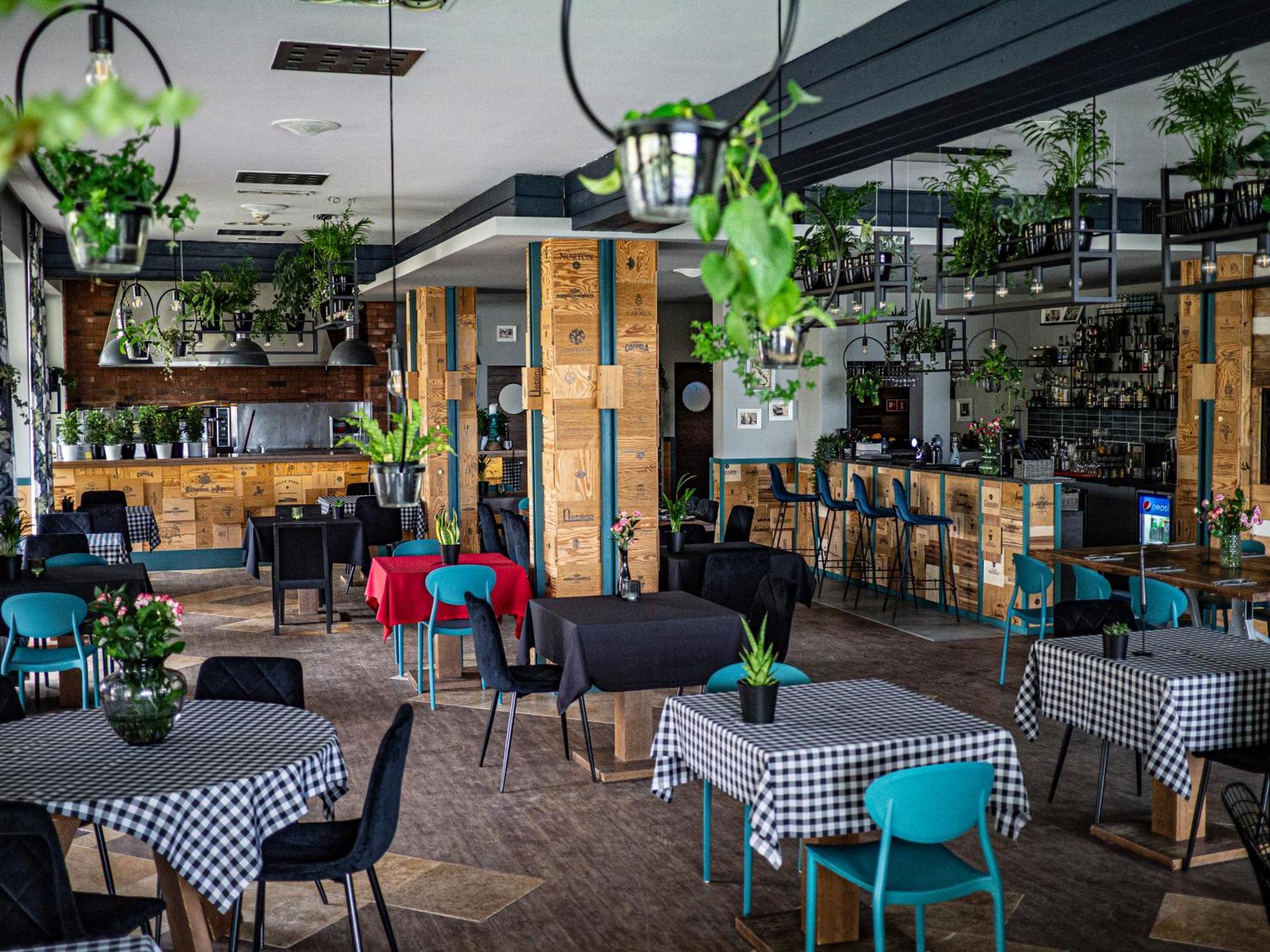Willa Port オストルダ エクステリア 写真 Restaurant in Belgrade